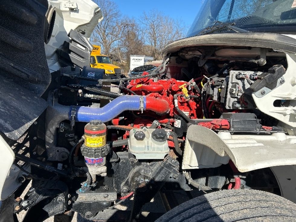 Medium Duty Box Truck-Light and Medium Duty Trucks-Freightliner-2019-M2-Poplar Bluff-MO-119,375\n\t\tmiles-$ 59,750 - Image 24