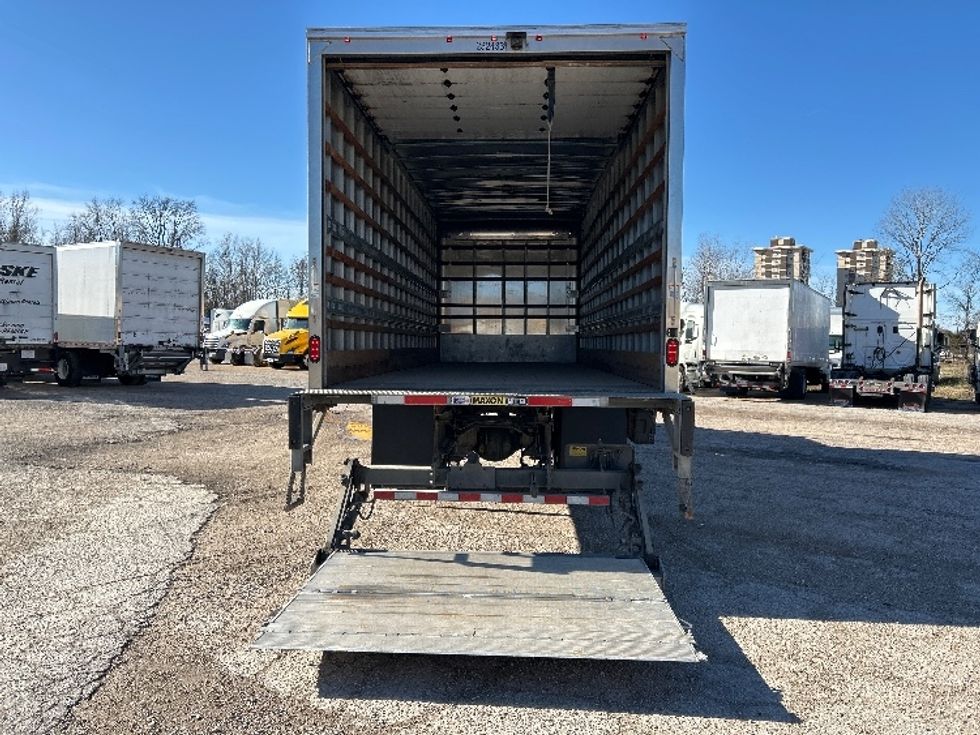Medium Duty Box Truck-Light and Medium Duty Trucks-Freightliner-2019-M2-Poplar Bluff-MO-119,375\n\t\tmiles-$ 59,750 - Image 9