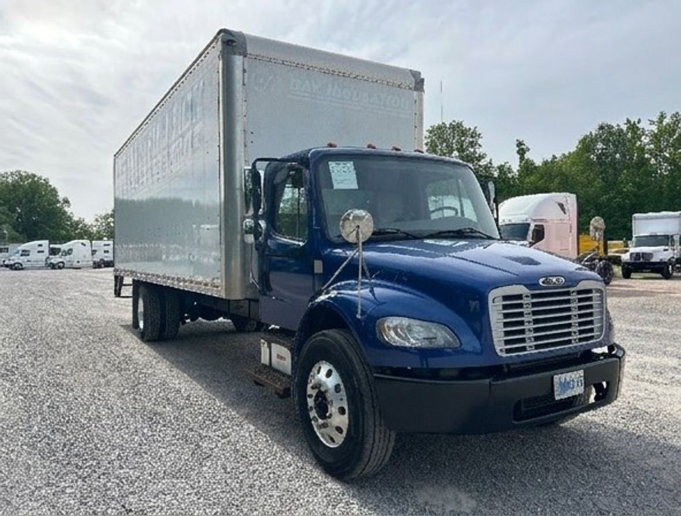 Medium Duty Box Truck-Light and Medium Duty Trucks-Freightliner-2019-M2-Poplar Bluff-MO-205,005\n\t\tmiles-$ 45,500 - Image 1