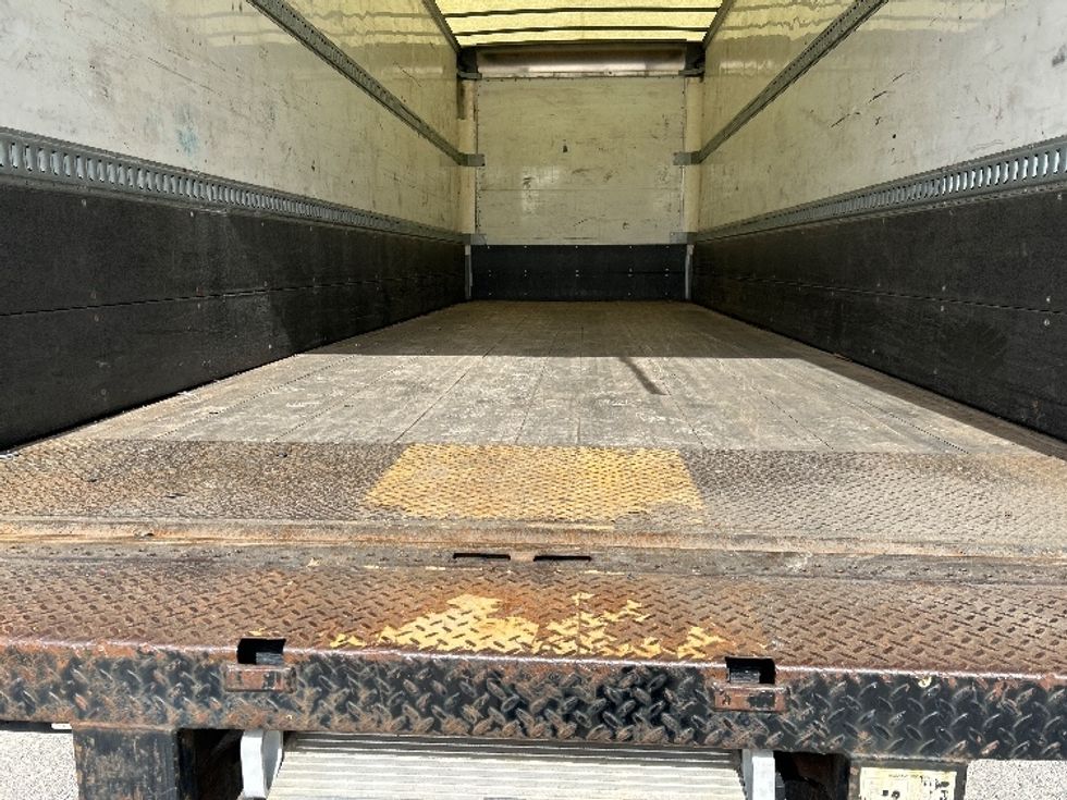 Medium Duty Box Truck-Light and Medium Duty Trucks-Freightliner-2019-M2-Poplar Bluff-MO-205,005\n\t\tmiles-$ 45,500 - Image 10