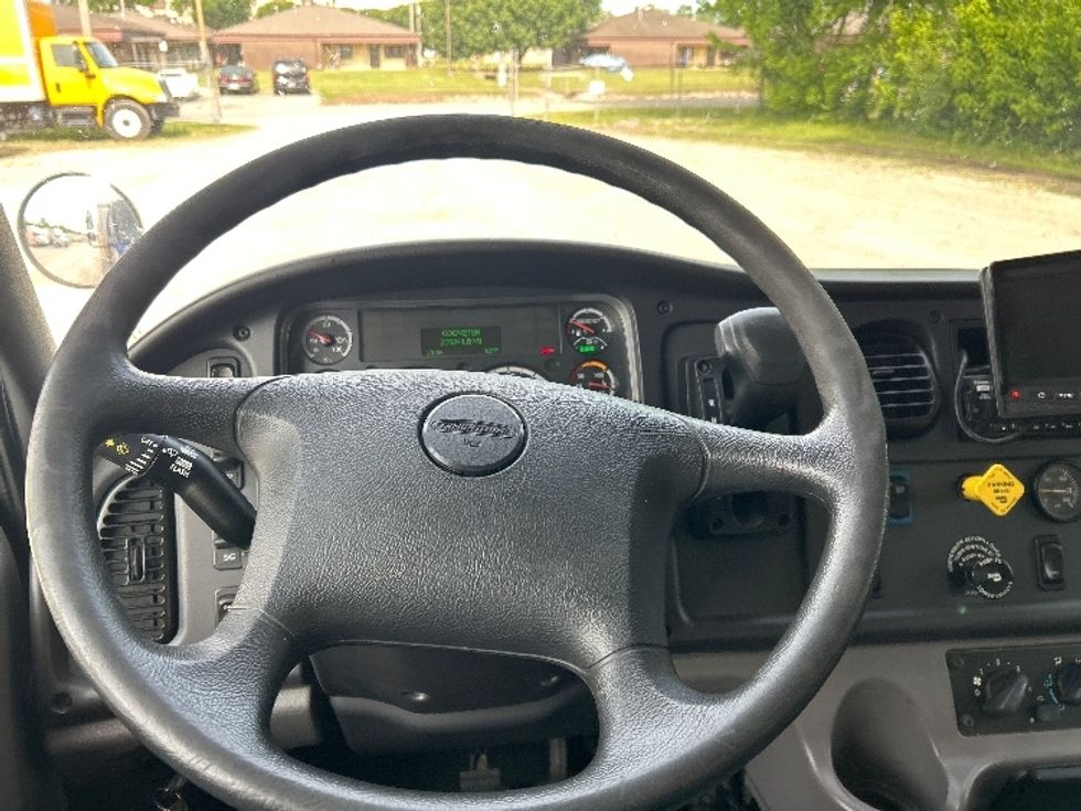 Medium Duty Box Truck-Light and Medium Duty Trucks-Freightliner-2019-M2-Poplar Bluff-MO-205,005\n\t\tmiles-$ 45,500 - Image 15