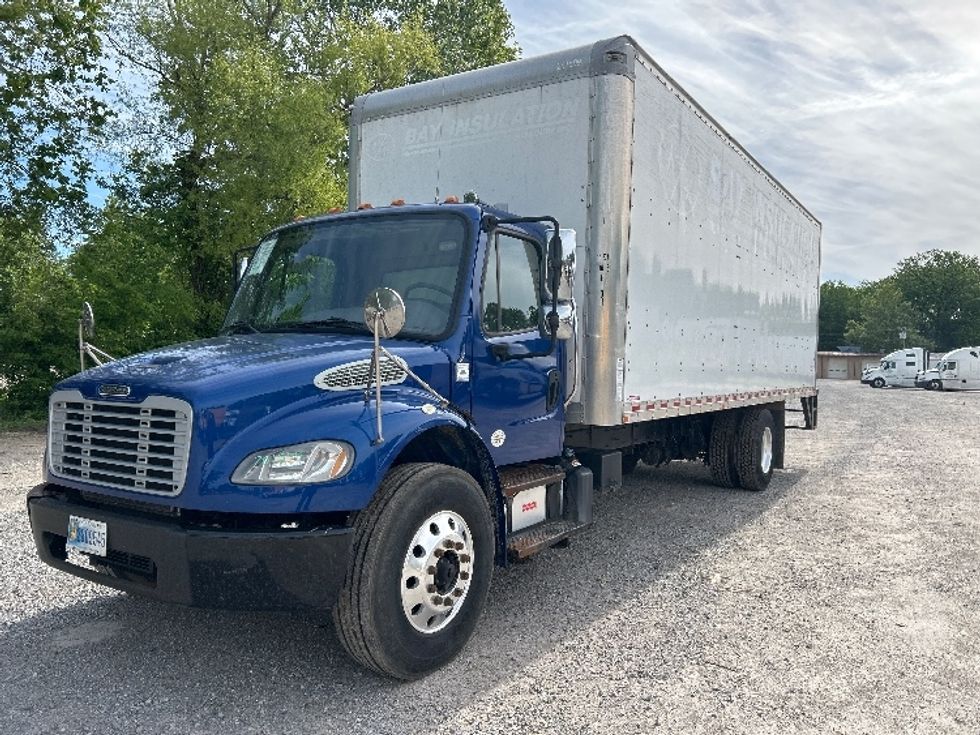 Medium Duty Box Truck-Light and Medium Duty Trucks-Freightliner-2019-M2-Poplar Bluff-MO-205,005\n\t\tmiles-$ 45,500 - Image 3