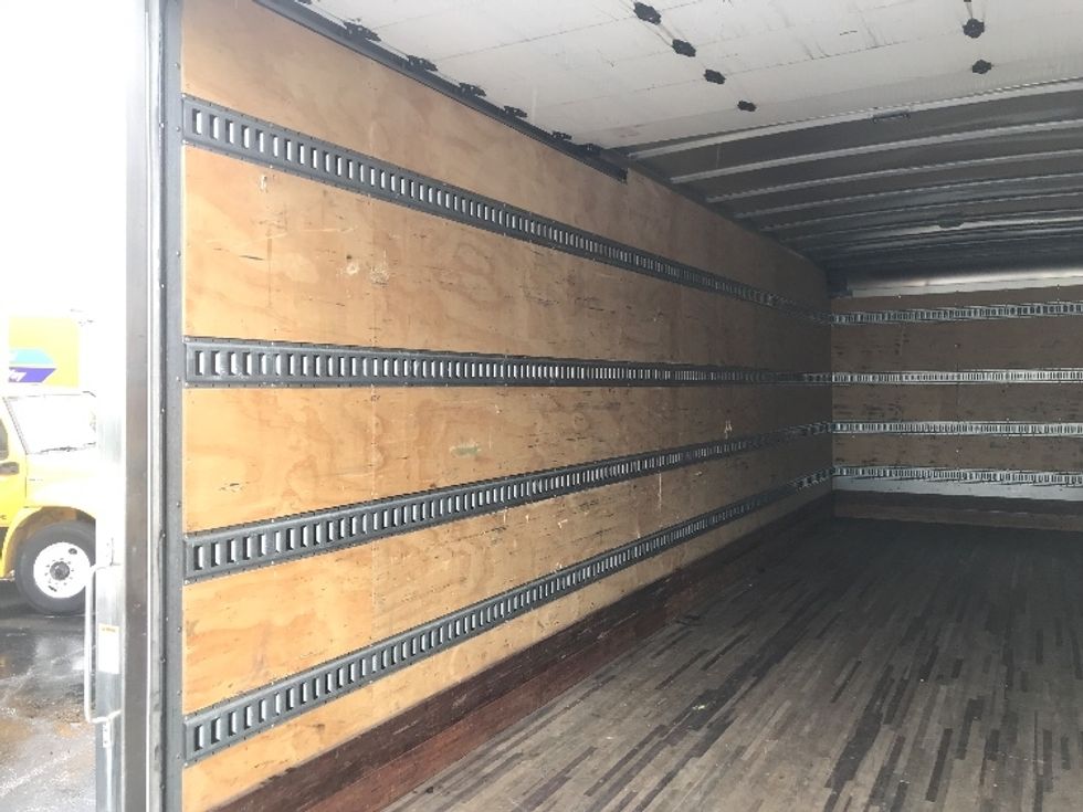 Medium Duty Box Truck-Light and Medium Duty Trucks-Freightliner-2019-M2-Poplar Bluff-MO-69,093\n\t\tmiles-$ 65,250 - Image 11