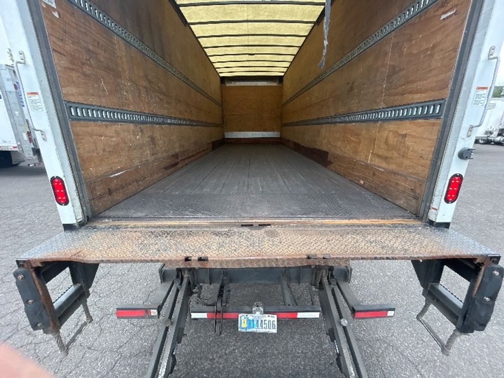 Medium Duty Box Truck-Light and Medium Duty Trucks-Freightliner-2019-M2-Portland-OR-143,188\n\t\tmiles-$ 60,000 - Image 10