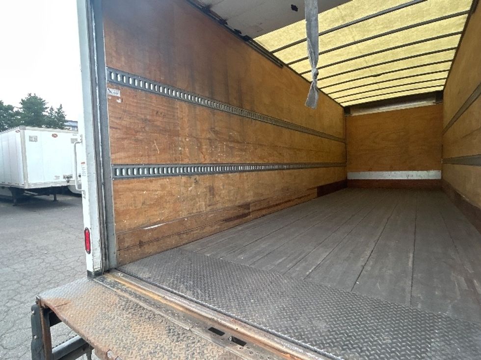 Medium Duty Box Truck-Light and Medium Duty Trucks-Freightliner-2019-M2-Portland-OR-143,188\n\t\tmiles-$ 60,000 - Image 11