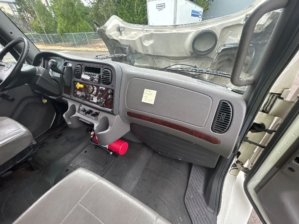 Medium Duty Box Truck-Light and Medium Duty Trucks-Freightliner-2019-M2-Portland-OR-143,188\n\t\tmiles-$ 60,000 - Image 20