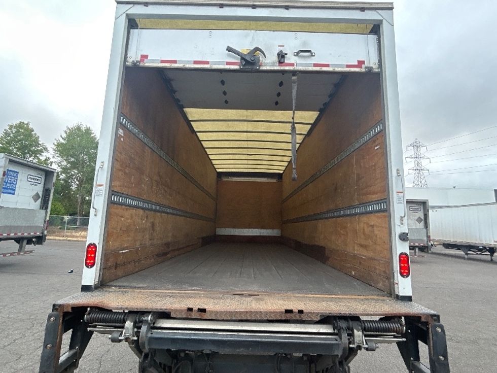 Medium Duty Box Truck-Light and Medium Duty Trucks-Freightliner-2019-M2-Portland-OR-143,188\n\t\tmiles-$ 60,000 - Image 8