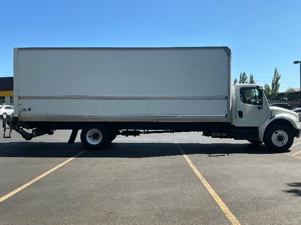 Medium Duty Box Truck-Light and Medium Duty Trucks-Freightliner-2019-M2-Portland-OR-144,587\n\t\tmiles-$ 58,000 - Image 15