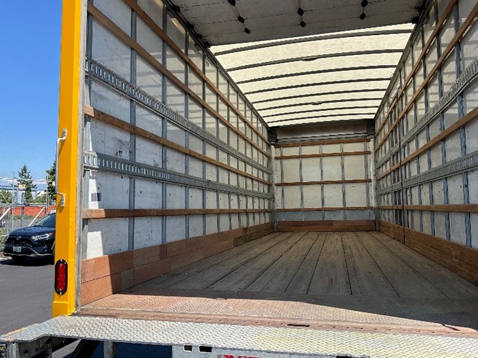 Medium Duty Box Truck-Light and Medium Duty Trucks-Freightliner-2019-M2-Portland-OR-154,016\n\t\tmiles-$ 51,000 - Image 11