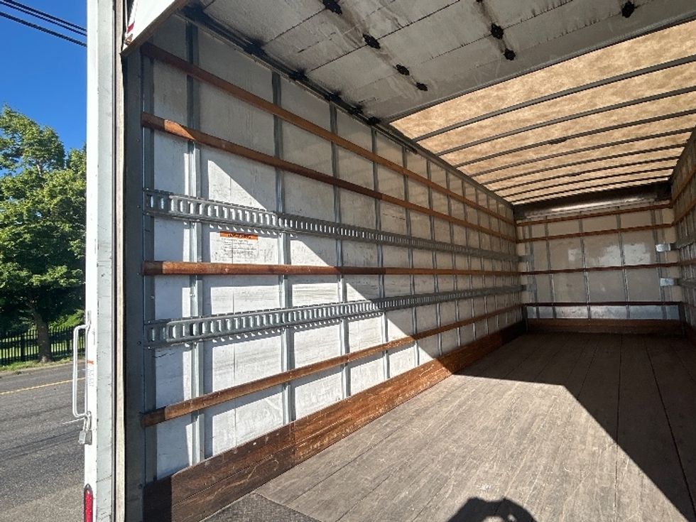 Medium Duty Box Truck-Light and Medium Duty Trucks-Freightliner-2019-M2-Portland-OR-205,824\n\t\tmiles-$ 48,250 - Image 11