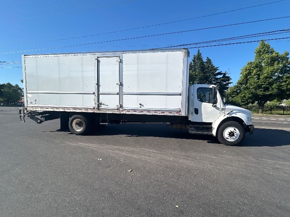Medium Duty Box Truck-Light and Medium Duty Trucks-Freightliner-2019-M2-Portland-OR-205,824\n\t\tmiles-$ 48,250 - Image 15