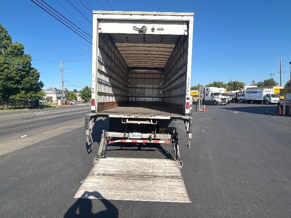 Medium Duty Box Truck-Light and Medium Duty Trucks-Freightliner-2019-M2-Portland-OR-205,824\n\t\tmiles-$ 48,250 - Image 9