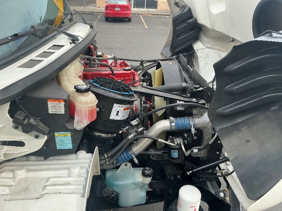 Medium Duty Box Truck-Light and Medium Duty Trucks-Freightliner-2019-M2-Portland-OR-29,633\n\t\tmiles-$ 67,750 - Image 23