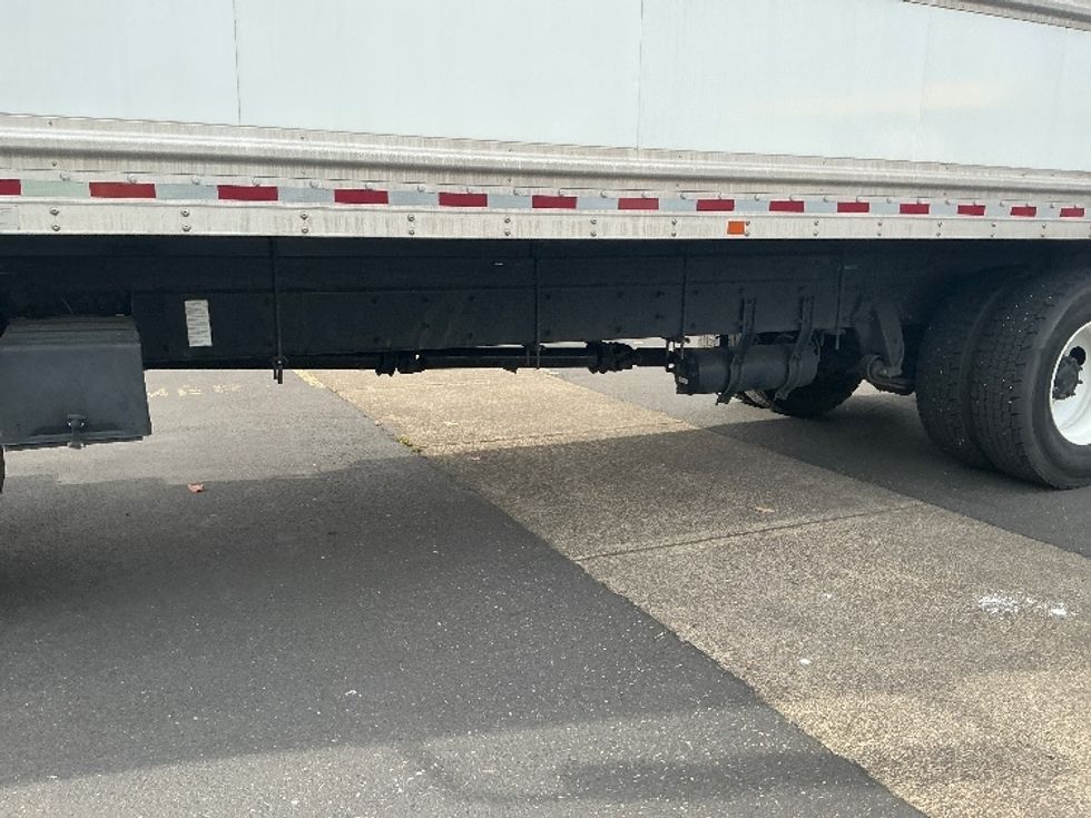 Medium Duty Box Truck-Light and Medium Duty Trucks-Freightliner-2019-M2-Portland-OR-29,633\n\t\tmiles-$ 67,750 - Image 5