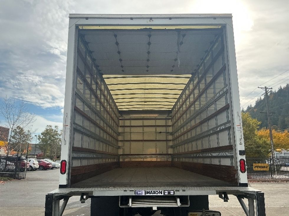 Medium Duty Box Truck-Light and Medium Duty Trucks-Freightliner-2019-M2-Portland-OR-29,633\n\t\tmiles-$ 67,750 - Image 8