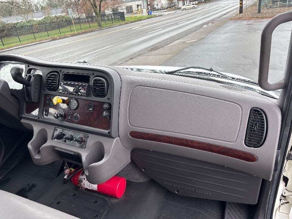 Medium Duty Box Truck-Light and Medium Duty Trucks-Freightliner-2019-M2-Portland-OR-47,213\n\t\tmiles-$ 66,750 - Image 21