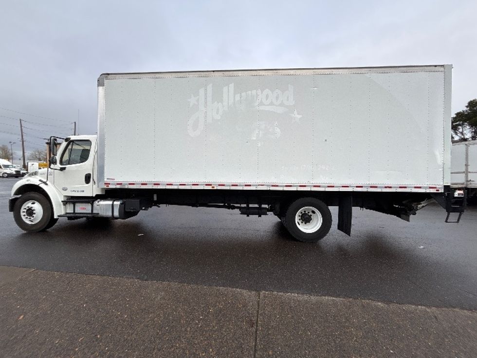 Medium Duty Box Truck-Light and Medium Duty Trucks-Freightliner-2019-M2-Portland-OR-47,213\n\t\tmiles-$ 66,750 - Image 4