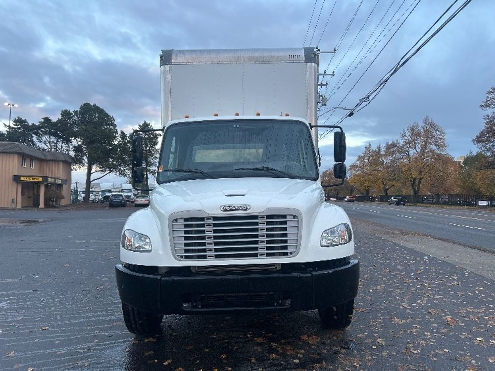 Medium Duty Box Truck-Light and Medium Duty Trucks-Freightliner-2019-M2-Portland-OR-50,356\n\t\tmiles-$ 66,000 - Image 2