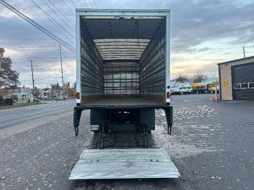 Medium Duty Box Truck-Light and Medium Duty Trucks-Freightliner-2019-M2-Portland-OR-50,356\n\t\tmiles-$ 66,000 - Image 9