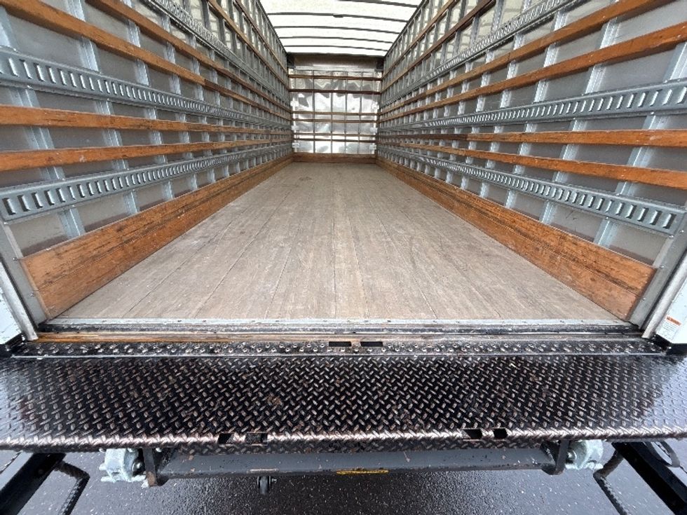 Medium Duty Box Truck-Light and Medium Duty Trucks-Freightliner-2019-M2-Portland-OR-57,222\n\t\tmiles-$ 65,750 - Image 10