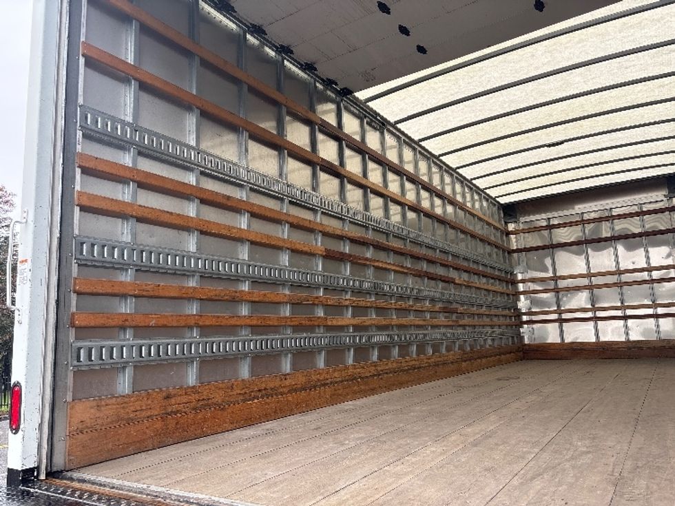 Medium Duty Box Truck-Light and Medium Duty Trucks-Freightliner-2019-M2-Portland-OR-57,222\n\t\tmiles-$ 65,750 - Image 11