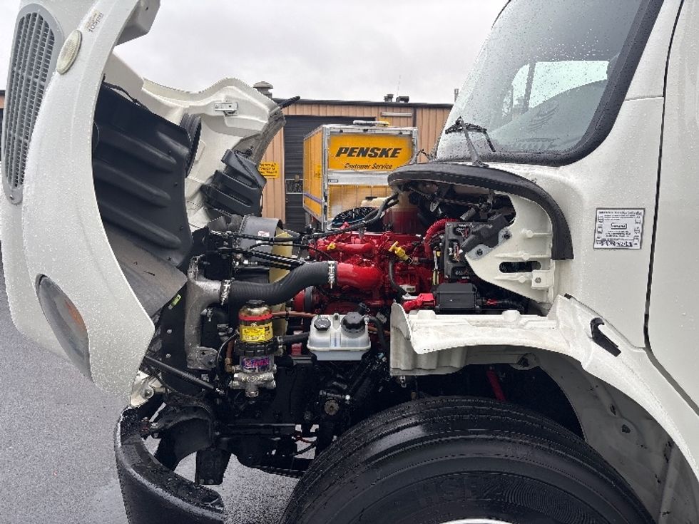 Medium Duty Box Truck-Light and Medium Duty Trucks-Freightliner-2019-M2-Portland-OR-57,222\n\t\tmiles-$ 65,750 - Image 24