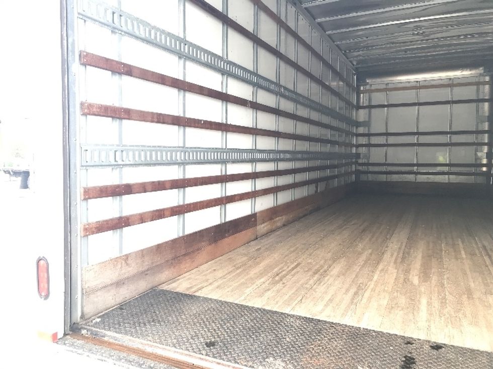 Medium Duty Box Truck-Light and Medium Duty Trucks-Freightliner-2019-M2-Prince George-VA-113,720\n\t\tmiles-$ 59,250 - Image 11