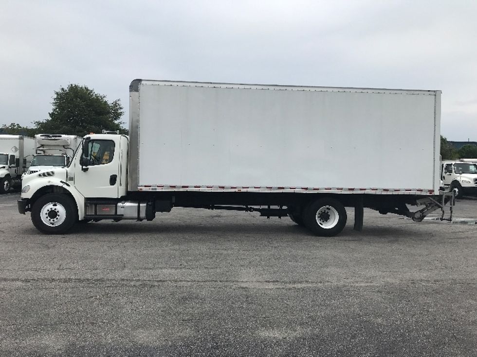 Medium Duty Box Truck-Light and Medium Duty Trucks-Freightliner-2019-M2-Prince George-VA-113,720\n\t\tmiles-$ 59,250 - Image 4