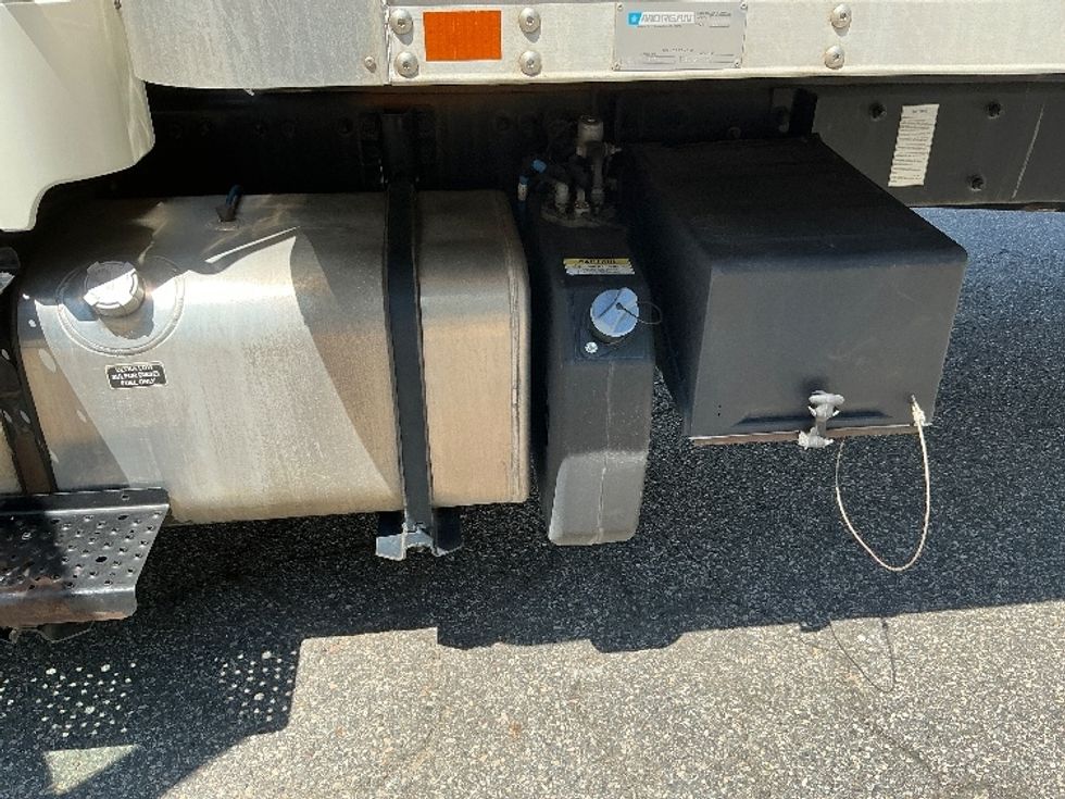 Medium Duty Box Truck-Light and Medium Duty Trucks-Freightliner-2019-M2-Prince George-VA-146,041\n\t\tmiles-$ 58,500 - Image 25