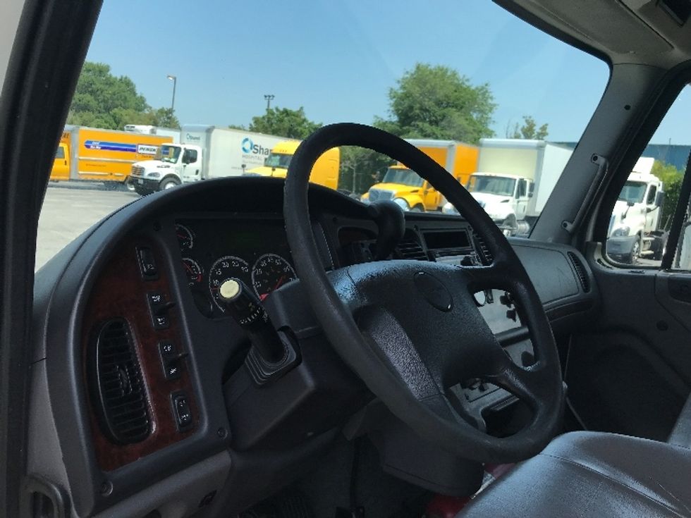 Medium Duty Box Truck-Light and Medium Duty Trucks-Freightliner-2019-M2-Prince George-VA-210,596\n\t\tmiles-$ 48,750 - Image 17