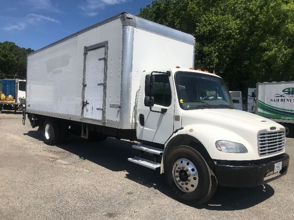 Medium Duty Box Truck-Light and Medium Duty Trucks-Freightliner-2019-M2-Prince George-VA-218,524\n\t\tmiles-$ 48,000 - Image 1