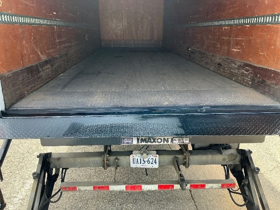 Medium Duty Box Truck-Light and Medium Duty Trucks-Freightliner-2019-M2-Prince George-VA-220,732\n\t\tmiles-$ 46,500 - Image 10