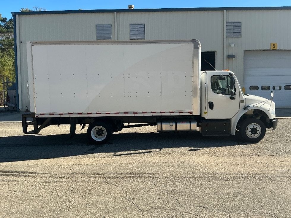 Medium Duty Box Truck-Light and Medium Duty Trucks-Freightliner-2019-M2-Prince George-VA-245,925\n\t\tmiles-$ 27,000 - Image 14