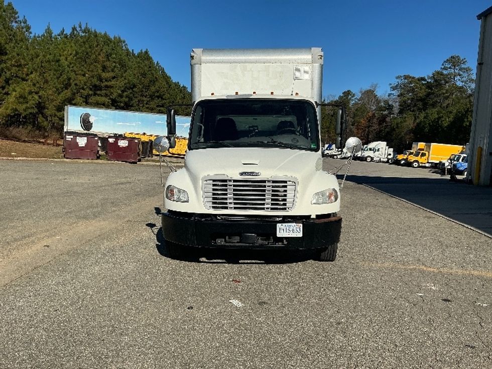 Medium Duty Box Truck-Light and Medium Duty Trucks-Freightliner-2019-M2-Prince George-VA-245,925\n\t\tmiles-$ 27,000 - Image 2
