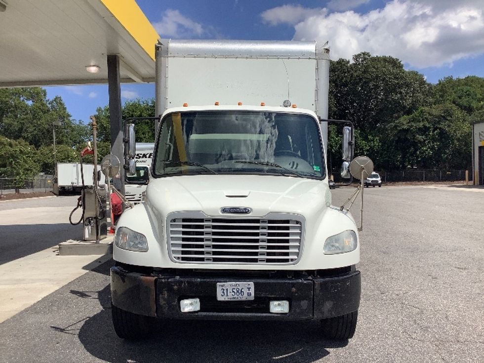 Medium Duty Box Truck-Light and Medium Duty Trucks-Freightliner-2019-M2-Prince George-VA-284,446\n\t\tmiles-$ 38,500 - Image 2
