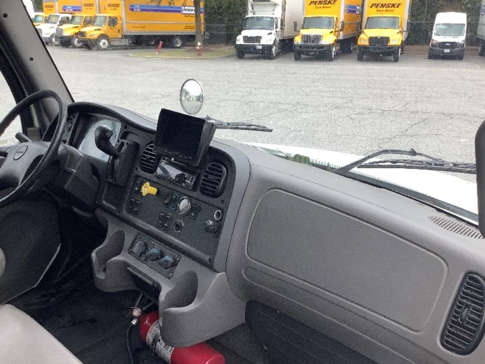 Medium Duty Box Truck-Light and Medium Duty Trucks-Freightliner-2019-M2-Prince George-VA-284,446\n\t\tmiles-$ 38,500 - Image 20