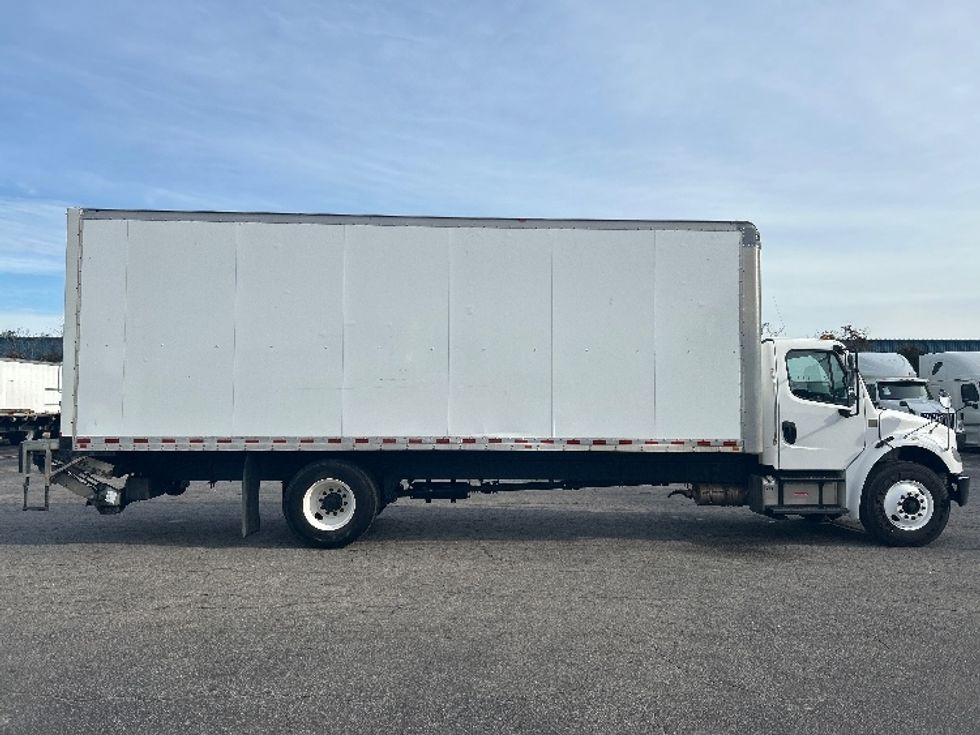Medium Duty Box Truck-Light and Medium Duty Trucks-Freightliner-2019-M2-Prince George-VA-292,075\n\t\tmiles-$ 35,250 - Image 15