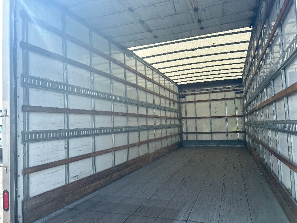 Medium Duty Box Truck-Light and Medium Duty Trucks-Freightliner-2019-M2-Prince George-VA-322,694\n\t\tmiles-$ 29,250 - Image 11