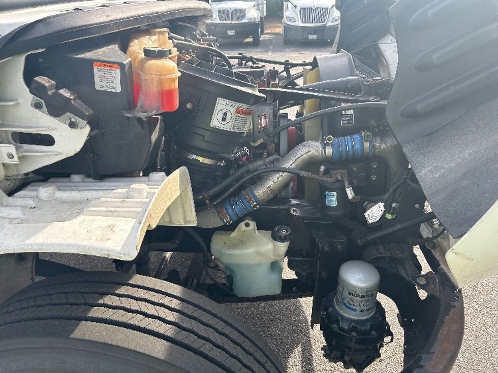 Medium Duty Box Truck-Light and Medium Duty Trucks-Freightliner-2019-M2-Prince George-VA-322,694\n\t\tmiles-$ 29,250 - Image 23
