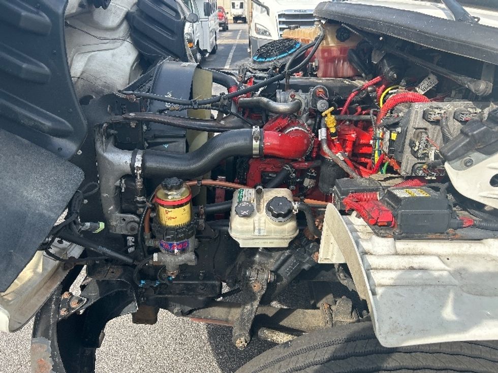 Medium Duty Box Truck-Light and Medium Duty Trucks-Freightliner-2019-M2-Prince George-VA-322,694\n\t\tmiles-$ 29,250 - Image 24