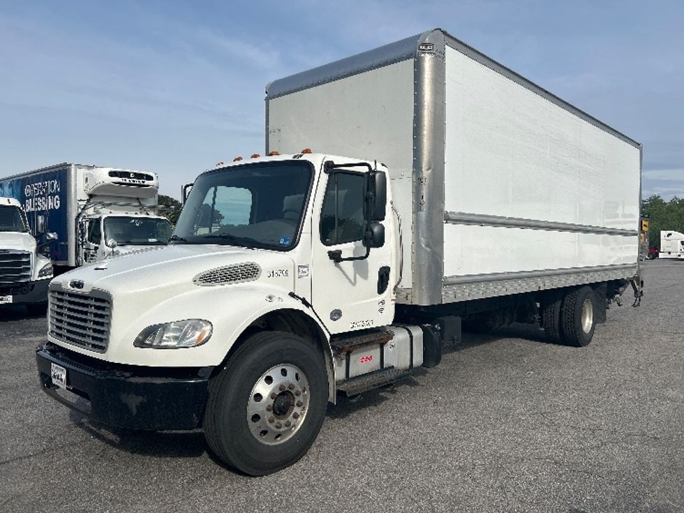 Medium Duty Box Truck-Light and Medium Duty Trucks-Freightliner-2019-M2-Prince George-VA-322,694\n\t\tmiles-$ 29,250 - Image 3
