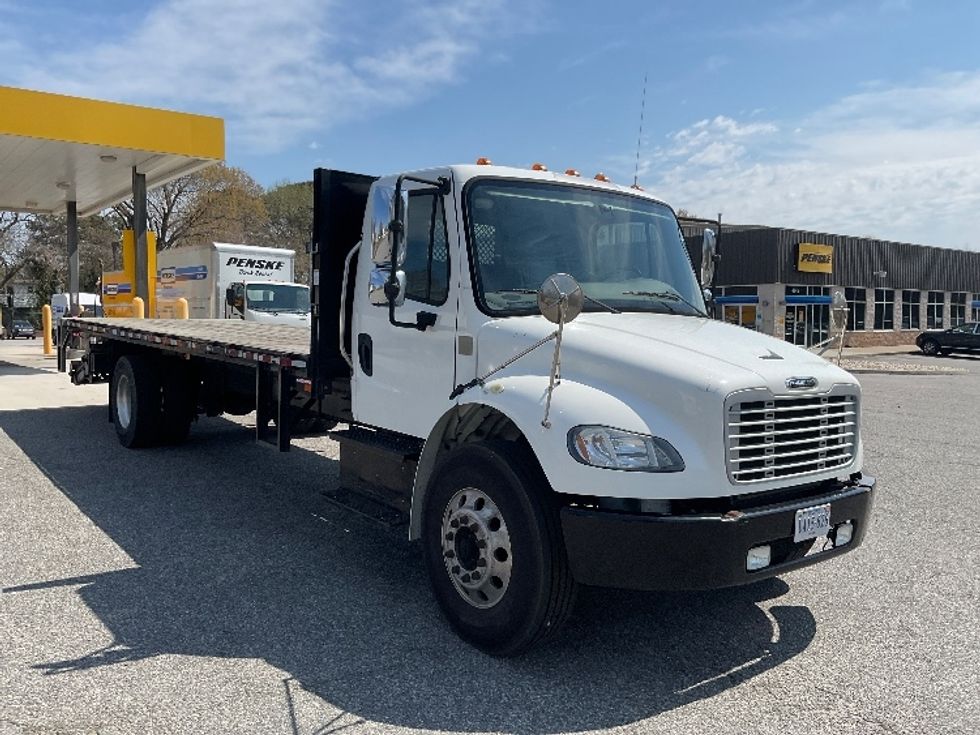 Medium Duty Box Truck-Light and Medium Duty Trucks-Freightliner-2019-M2-Prince George-VA-79,658\n\t\tmiles-$ 63,500 - Image 1