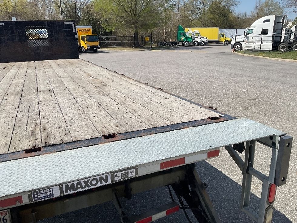 Medium Duty Box Truck-Light and Medium Duty Trucks-Freightliner-2019-M2-Prince George-VA-79,658\n\t\tmiles-$ 63,500 - Image 12