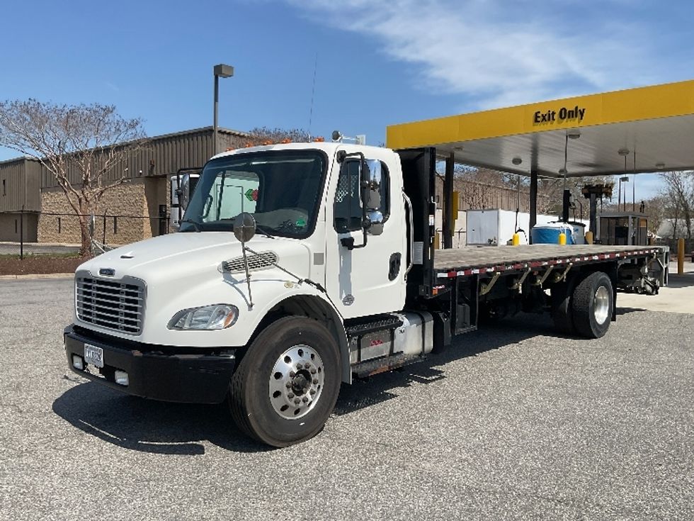 Medium Duty Box Truck-Light and Medium Duty Trucks-Freightliner-2019-M2-Prince George-VA-79,658\n\t\tmiles-$ 63,500 - Image 3