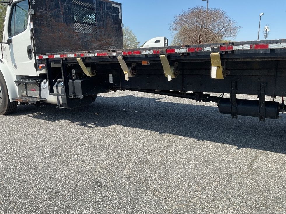 Medium Duty Box Truck-Light and Medium Duty Trucks-Freightliner-2019-M2-Prince George-VA-79,658\n\t\tmiles-$ 63,500 - Image 5