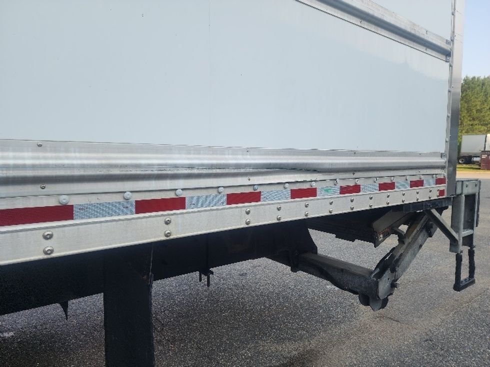 Medium Duty Box Truck-Light and Medium Duty Trucks-Freightliner-2019-M2-Prince George-VA-84,503\n\t\tmiles-$ 66,250 - Image 27