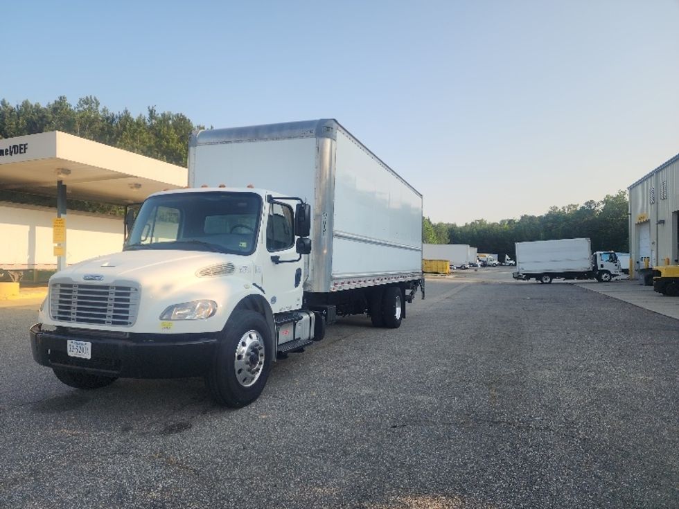 Medium Duty Box Truck-Light and Medium Duty Trucks-Freightliner-2019-M2-Prince George-VA-84,503\n\t\tmiles-$ 66,250 - Image 3