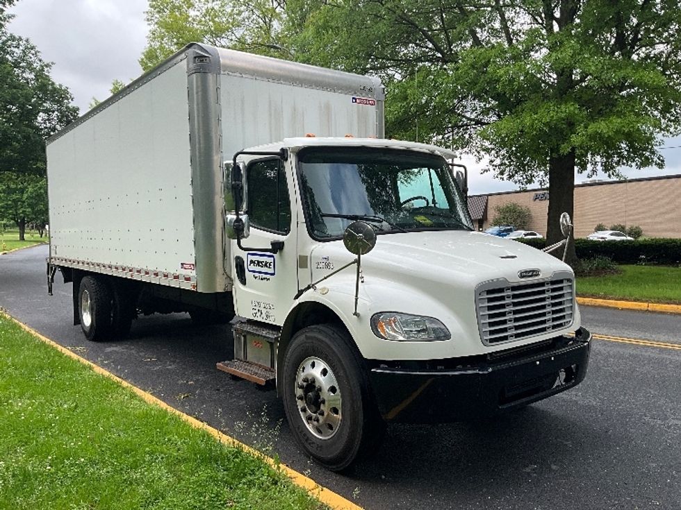 Medium Duty Box Truck-Light and Medium Duty Trucks-Freightliner-2019-M2-Reading-PA-130,515\n\t\tmiles-$ 53,250 - Image 1