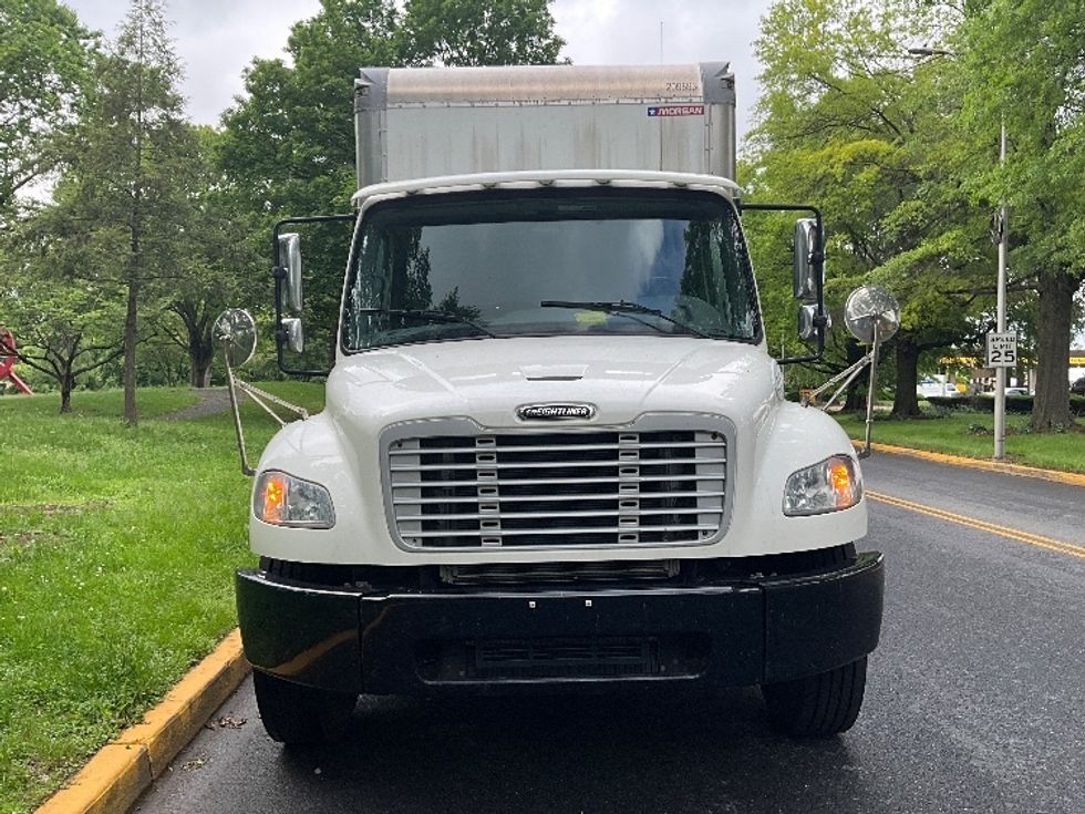 Medium Duty Box Truck-Light and Medium Duty Trucks-Freightliner-2019-M2-Reading-PA-130,515\n\t\tmiles-$ 53,250 - Image 2