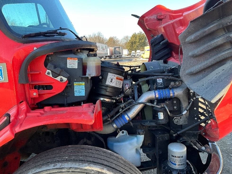 Medium Duty Box Truck-Light and Medium Duty Trucks-Freightliner-2019-M2-Reading-PA-145,000\n\t\tmiles-$ 48,250 - Image 22